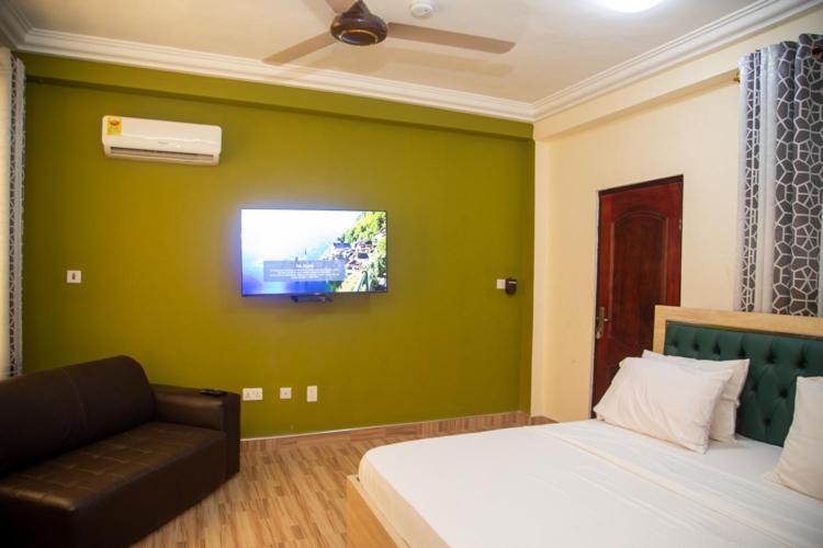 Macoba Luxury Apartments Kumasi Luaran gambar